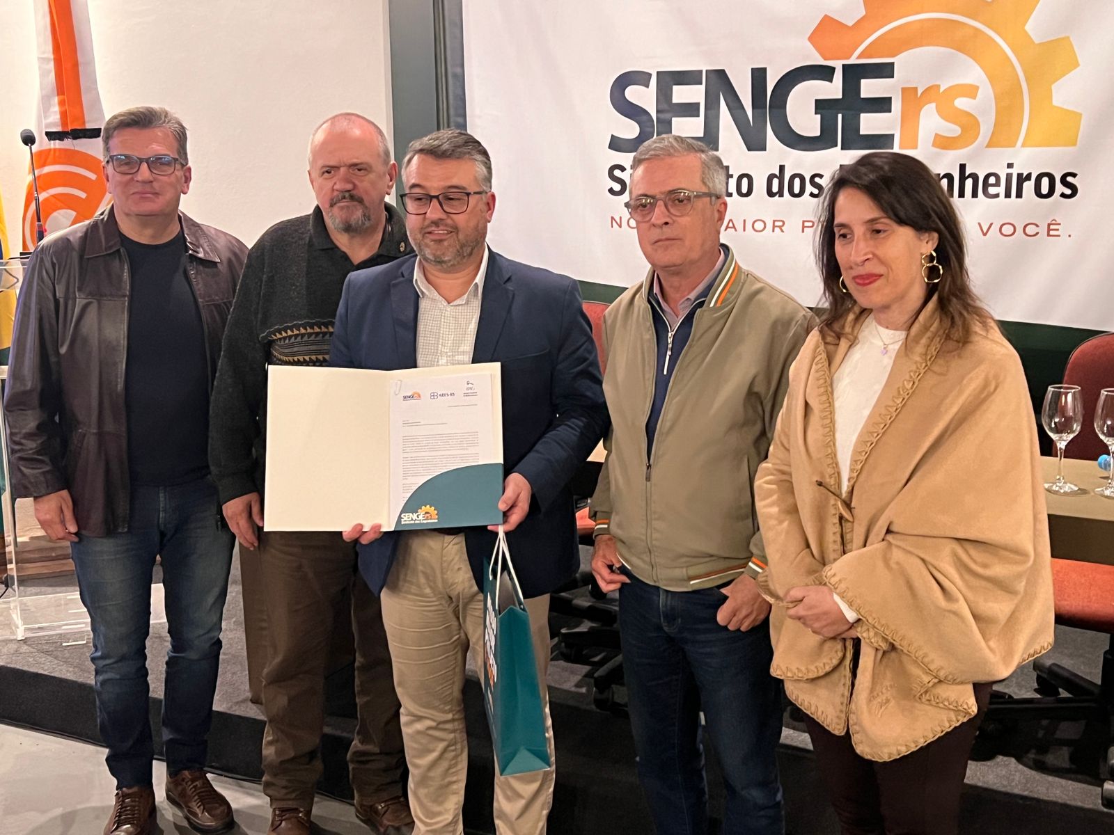 Participação no evento  sobre o Sistema Estadual de Recursos Hidricos